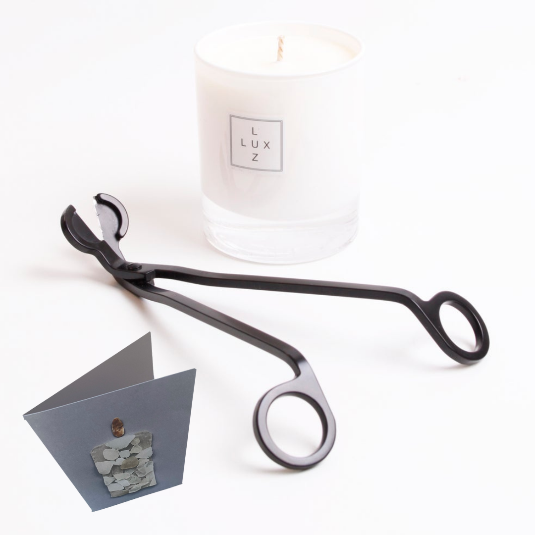 Gift combo: Signature scented candle and wick trimmer